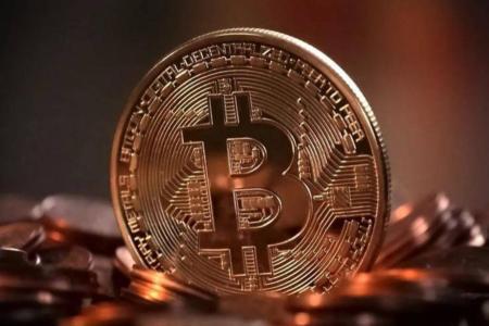 比特币价格走势承压：支撑区间与空头主导并存