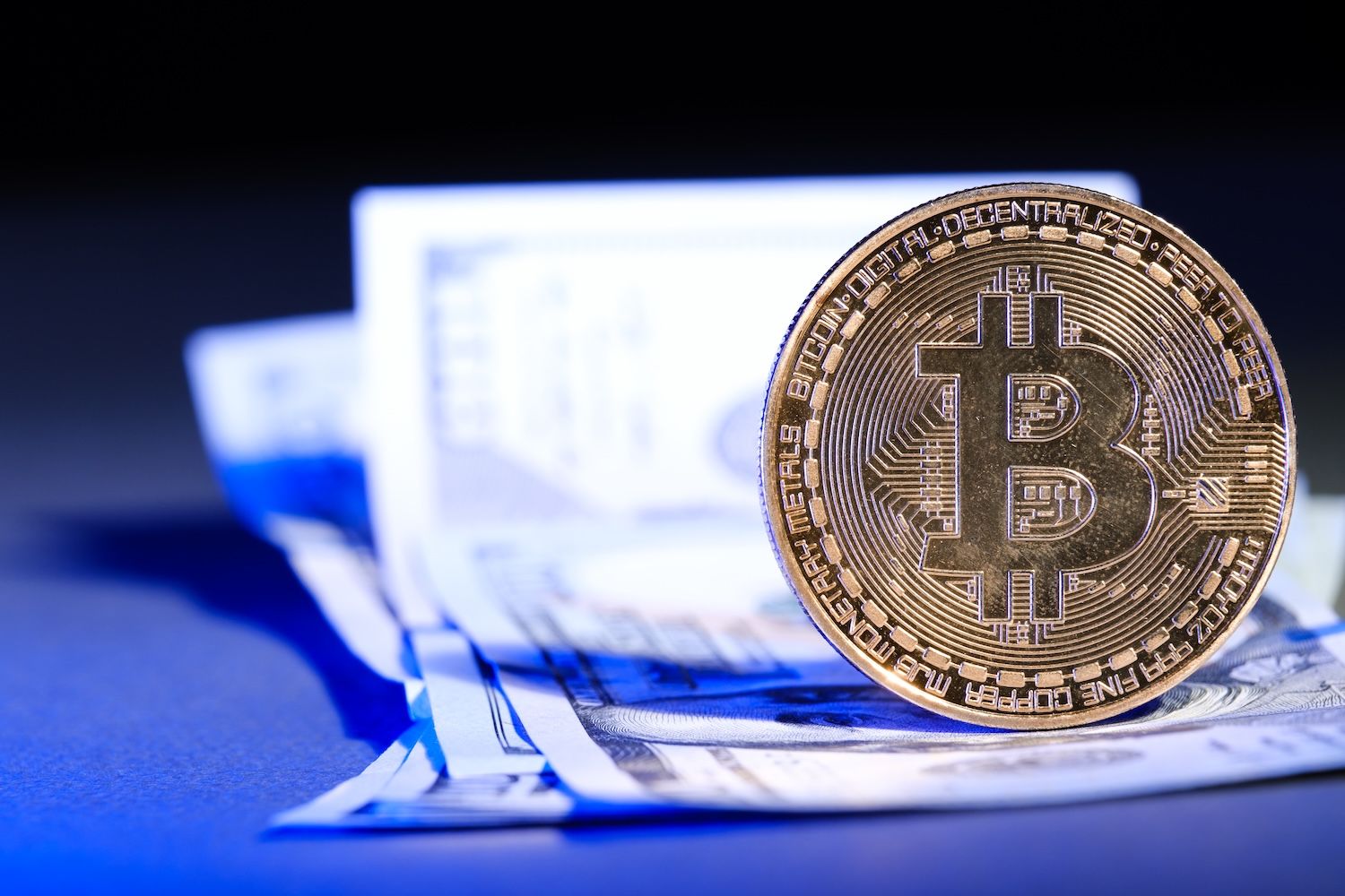 比特币价格走势引担忧 熊市预言引发市场热议