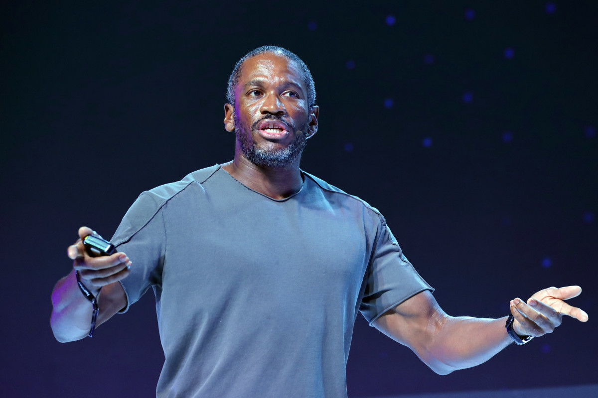 地缘紧张推升比特币波动，分析师建议静待美联储政策信号