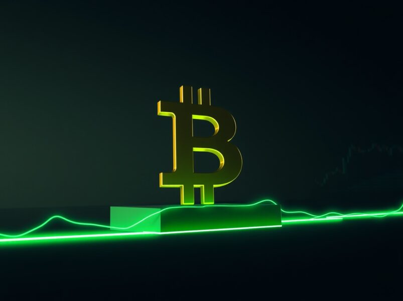 比特币突破6.94万美元支撑位 目标直指7.9万美元