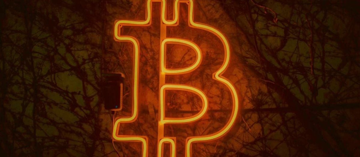 比特币ETF资金逆转：单周流出破10亿美元