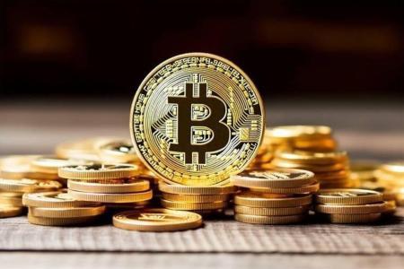 迈克尔·塞勒敦促投资者“保持冷静” 比特币在空头挤压中飙升299%