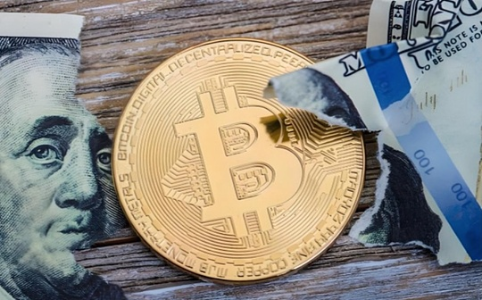 美元跌至新低，比特币为何仍未迎来大涨？