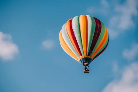 银行急于转手甲骨文560亿美元贷款 险资与私募成潜在接盘方