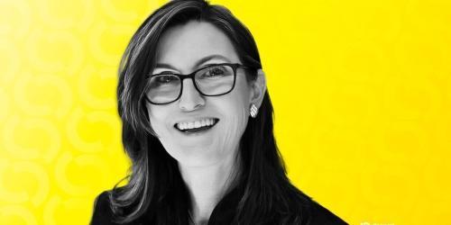 比特币暴跌，凯茜·伍德旗下Ark Invest逆势加仓BitMine与Coinbase股票