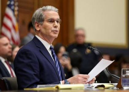 美国财政部长贝森特：财政部无权干预比特币市场，政府将保留扣押资产