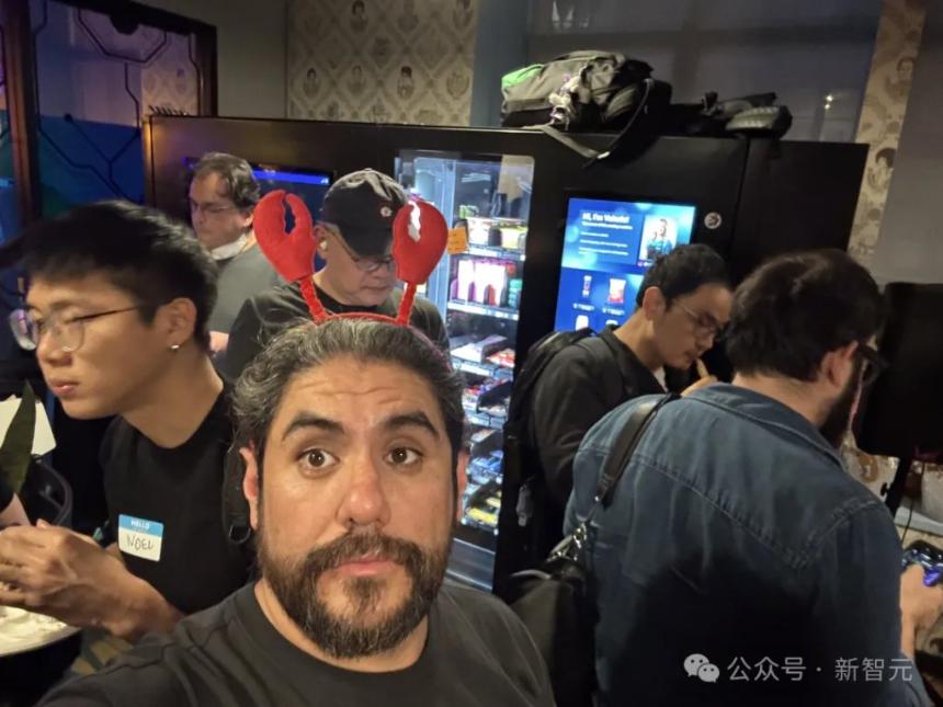 OpenClaw全球首聚引爆旧金山：千人狂欢，龙虾头机器人成焦点