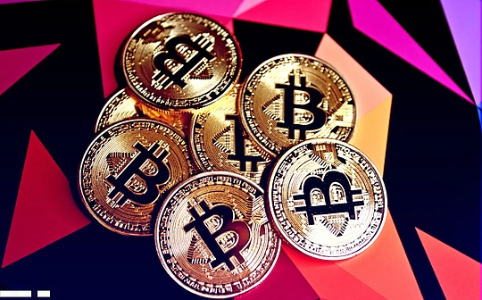 少数强势代币主导山寨币局部狂欢